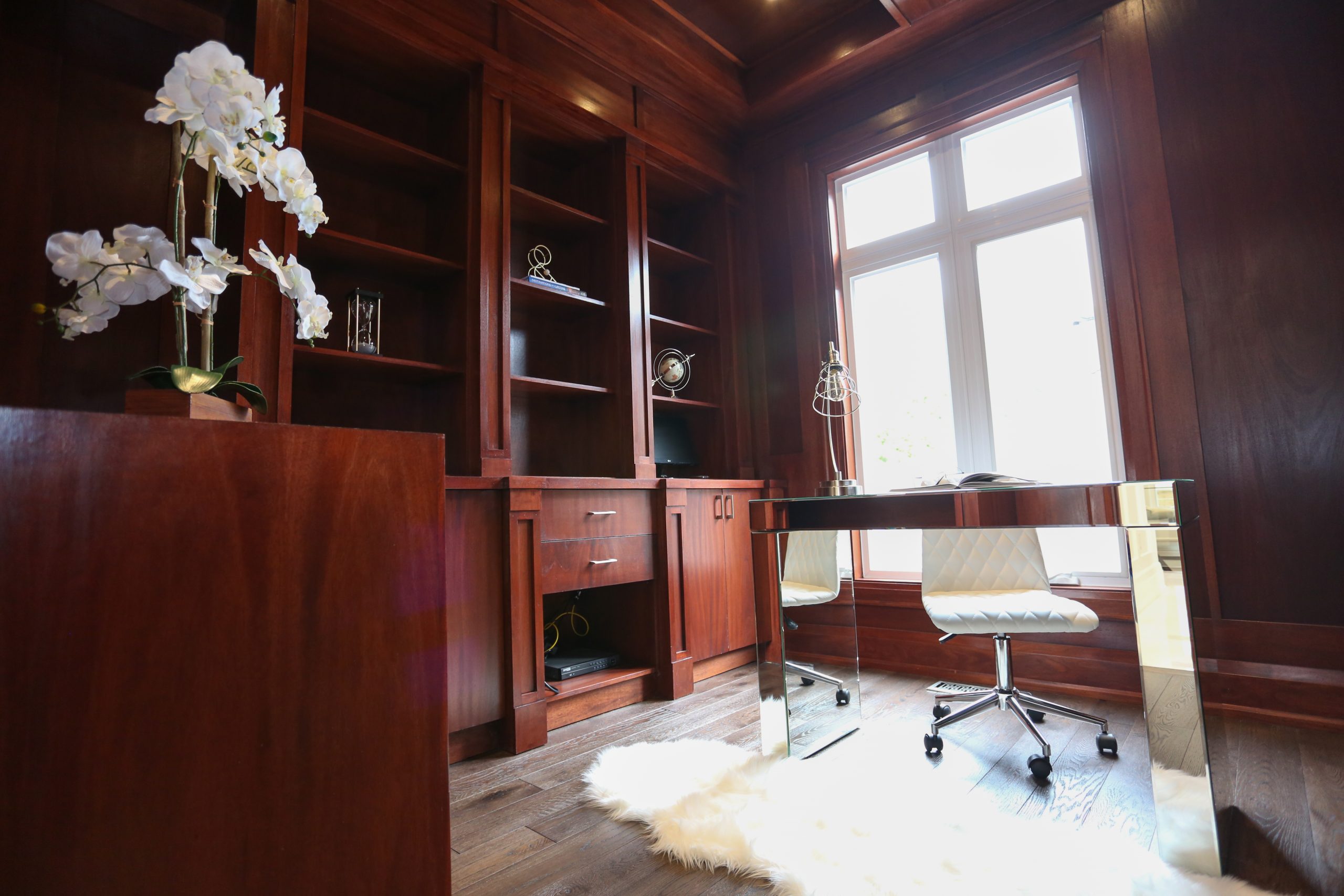 Luxury custom house builder office